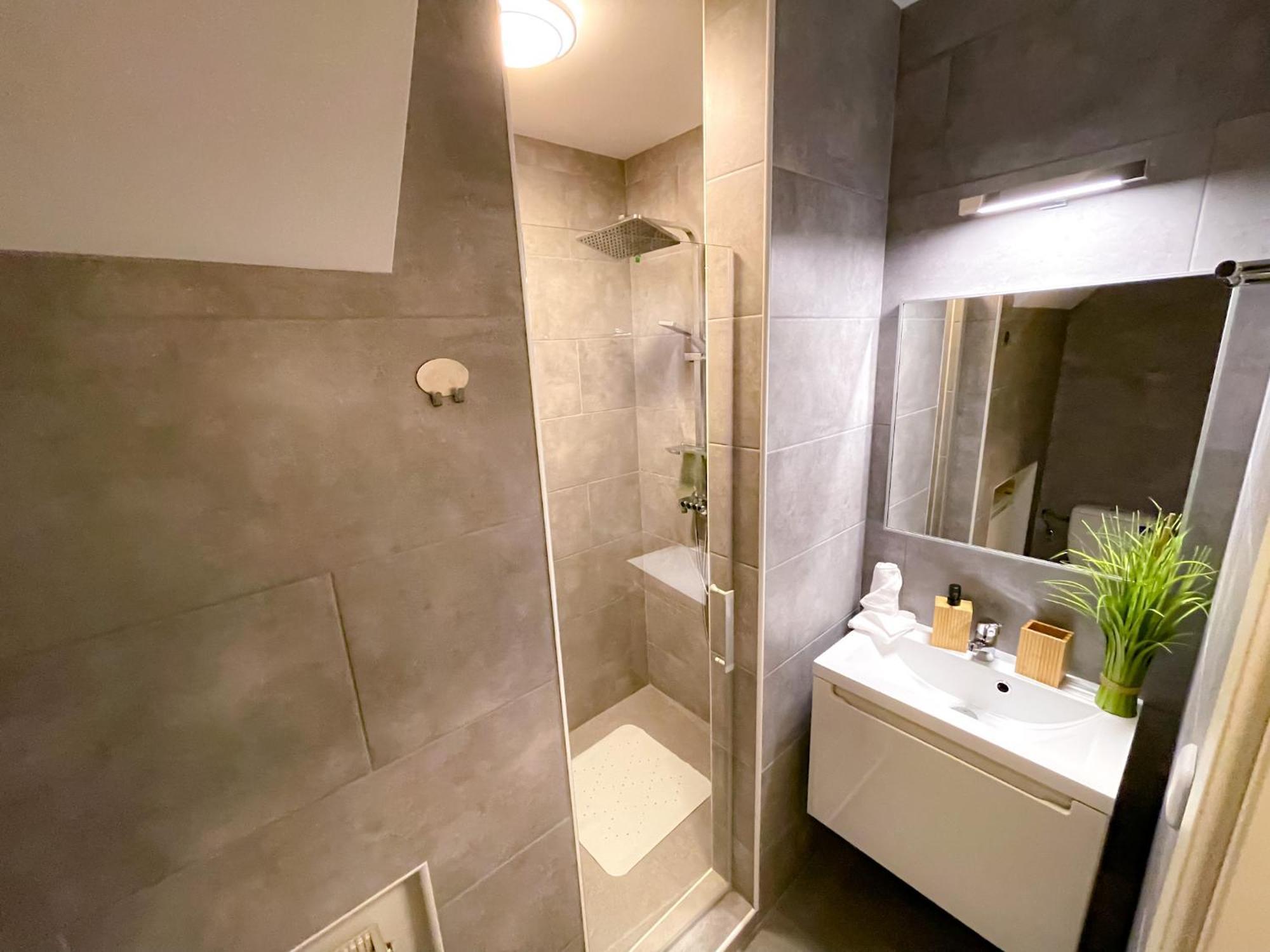 Eddy'S Appartment มัคเดอบวร์ก ภายนอก รูปภาพ